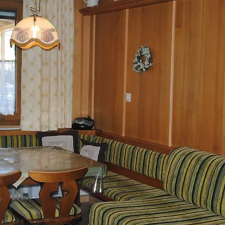 Apartment Haus Holaus